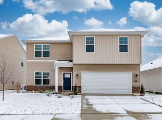 1877 Snowy Ln, Oxford, OH 45056