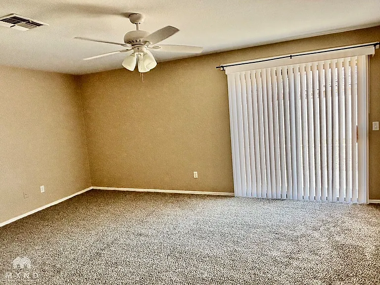 8128 W Mission Ln — Photo 20