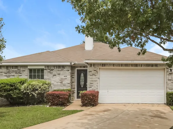 813 Huddleston Ct, Seagoville, TX 75159