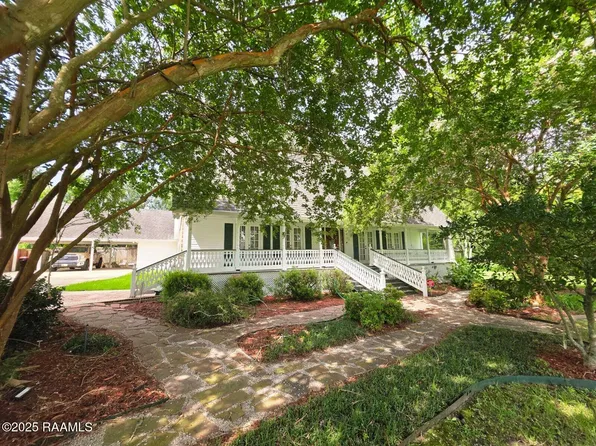 104 Running Deer Dr, Lafayette, LA 70503