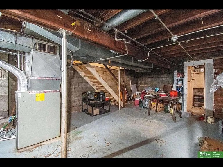 1102 S 35th Ave — Photo 9