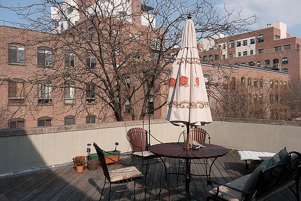 Rented by Wolf Brokerage LLC | media 17