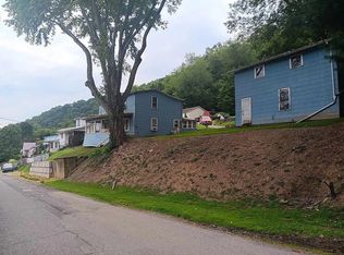 573 Alley Addition St, Pine Grove, WV 26419