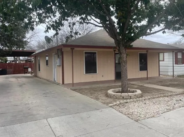 413 E De La Rosa St, Del Rio, TX 78840