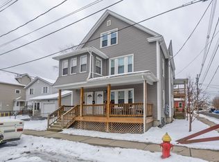 27 Charbonneau Ter #27, Chicopee, MA 01013