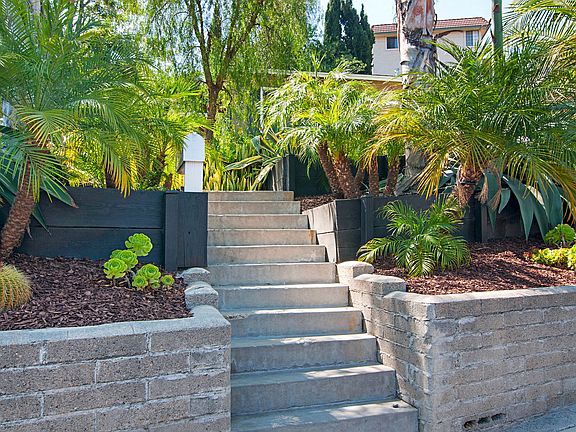 2nd image of 4328 Cartagena Dr