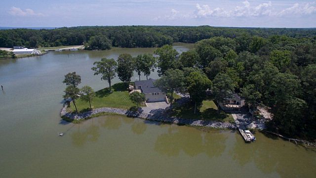 1st image of 947 Bonum Point Ln