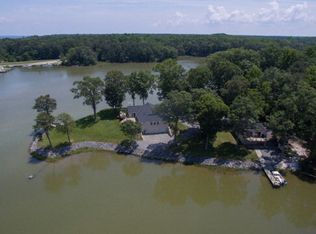 947 Bonum Point Ln, Kinsale, VA 22488