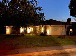 505 Gray Fox Run, Edmond, OK 73003