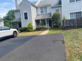 33 Everett Dr, Newtown, PA 18940