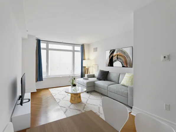 205 East 85th Street image 1 of 4