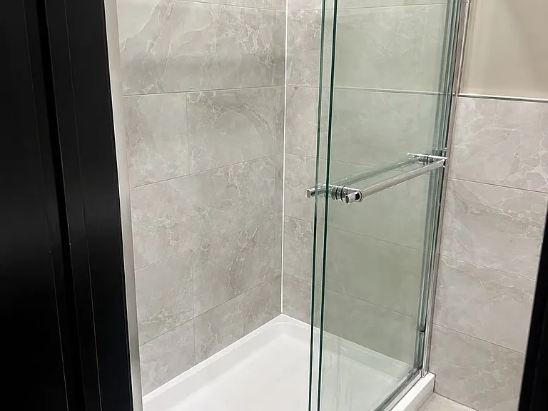 1295 Dundas St #1 — Photo 7