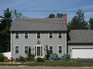 48 McGregory Rd, Sturbridge, MA 01566