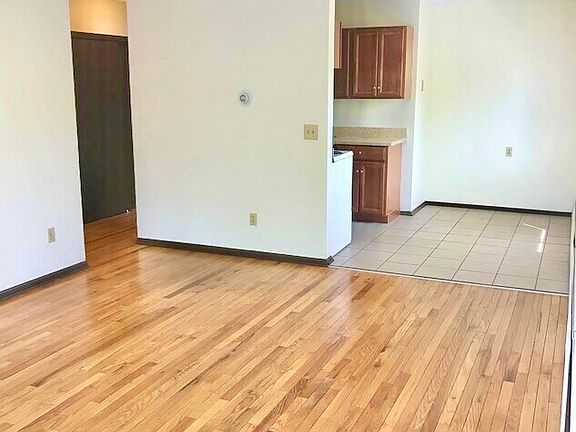 3rd image of 1310 Park St #11201485