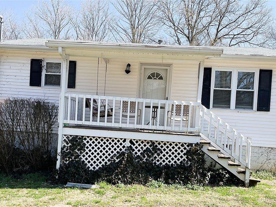 1st image of 405 Mill St #Mv