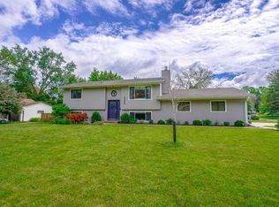 4280 Victoria St N, Shoreview, MN 55126