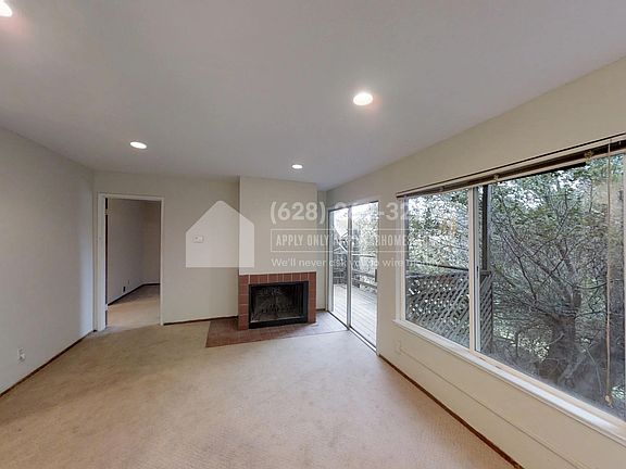 3rd image of 2009 Ascot Dr APT 6