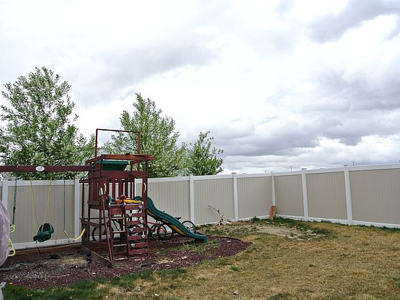 2nd image of 871 Blue Sage Way