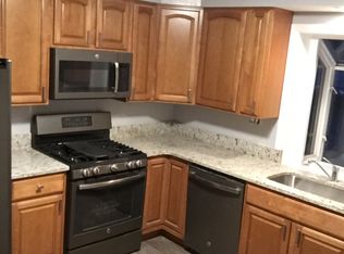 28916 Forest Grove Rd, Willowick, OH 44095