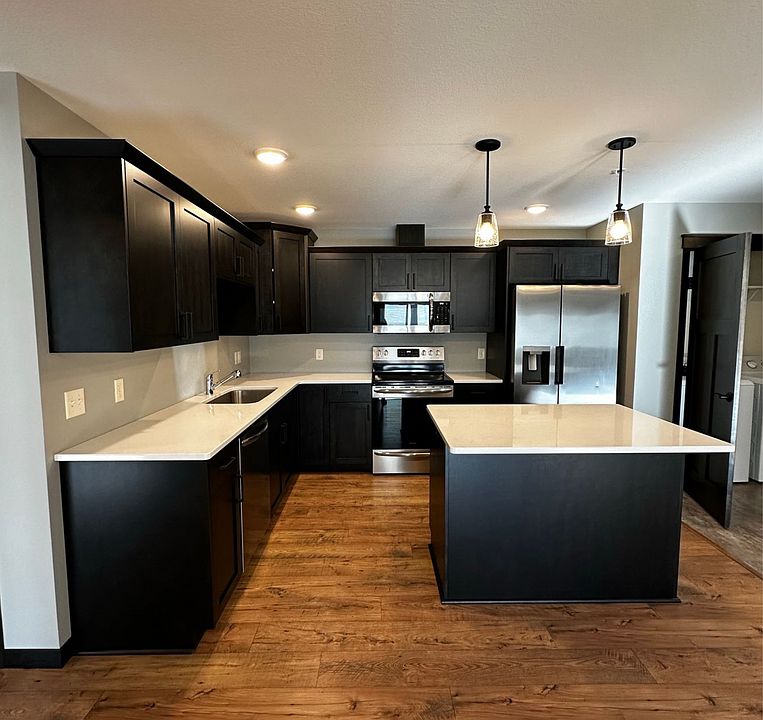 KE1614 1614 Keanan Ln Altoona WI Zillow