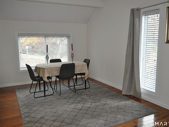 4th image of 29 Crocus Lane #29