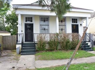 824 Cambronne St #824, New Orleans, LA 70118