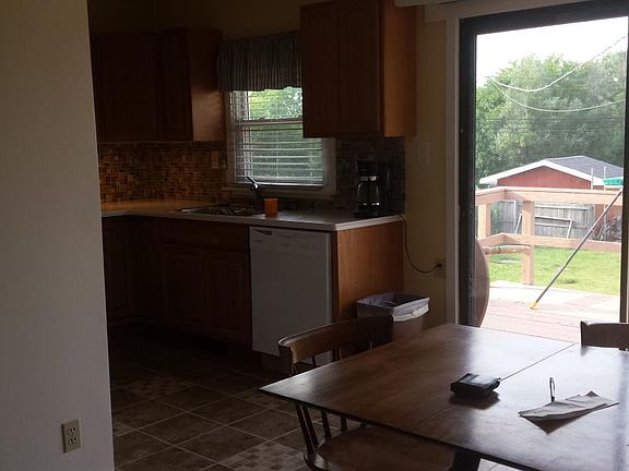2nd image of 2918 W 73rd Pl