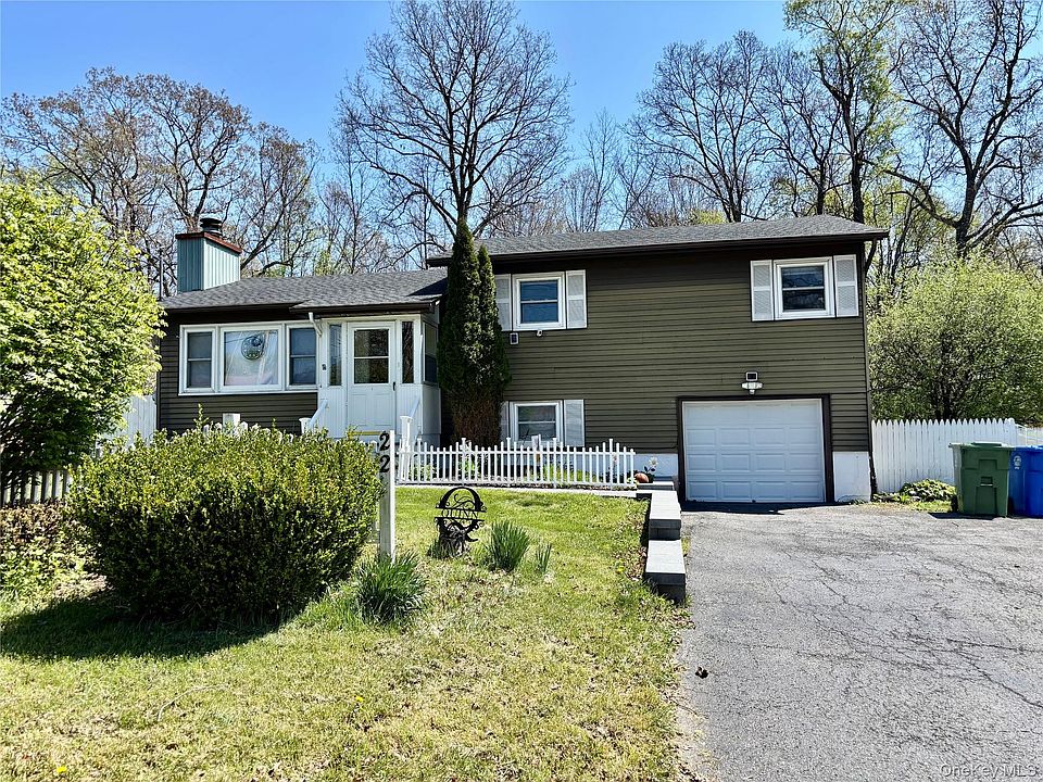 1st image of 22 Oak Lane