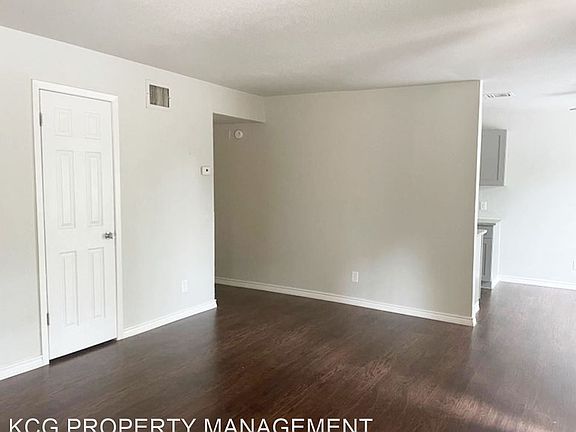 5th image of 1006 Gunnison St Unit D