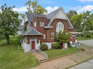 200 W Park Pl, Jeffersonville, IN 47130