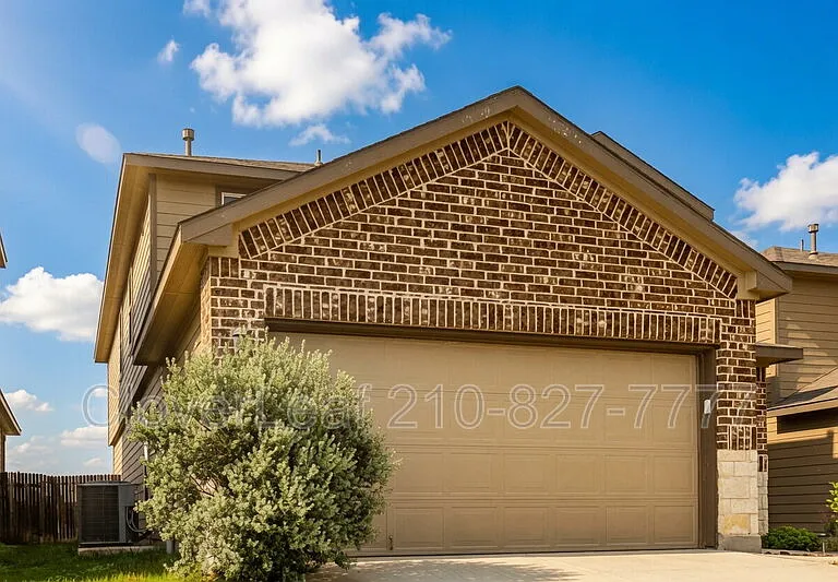 4242 Busbee Flds — Photo 2