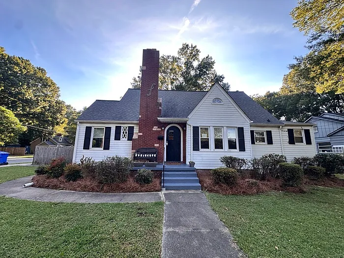 308 W Statesville Ave