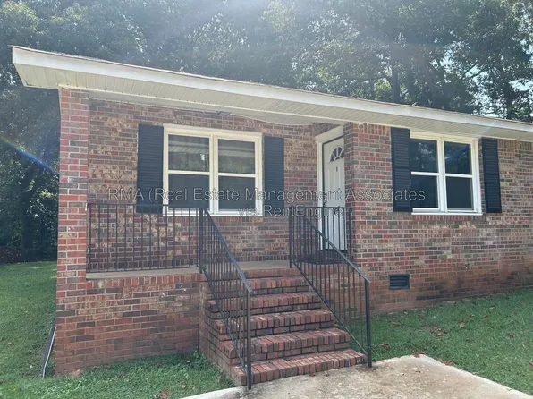 252 N McDonough Rd, Griffin, GA 30223