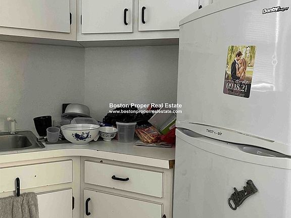 27.5 Massachusetts Ave. #5 Boston - Back Bay Unit Photo 5