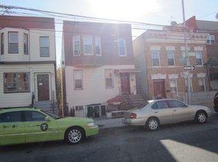 2423 23rd St, Astoria, NY 11102