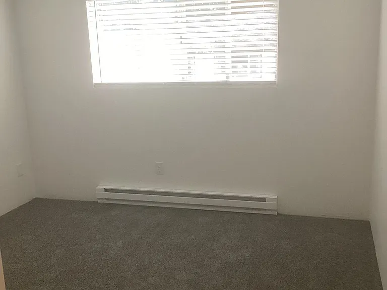 Interlakken Apartments — Photo 13