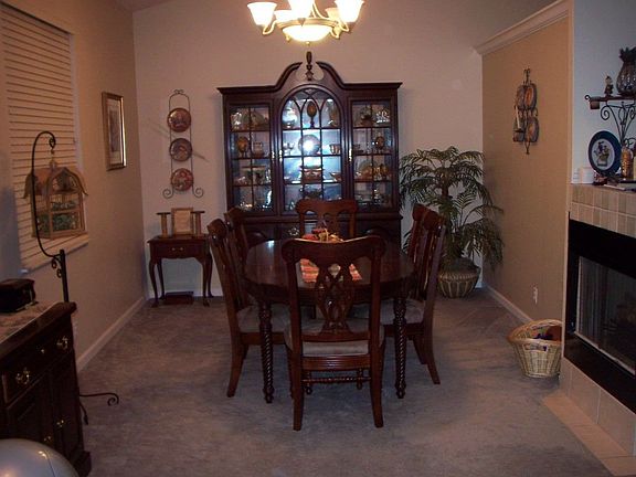 4th image of 4849 Gateway Gardens Dr