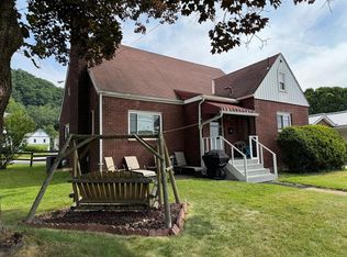 346 Grant St, Franklin, PA 16323