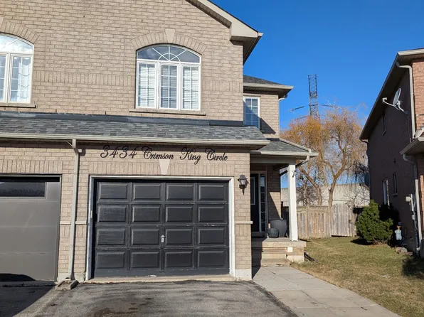 3434 Crimson King Cir, Mississauga, ON L5N 8M9