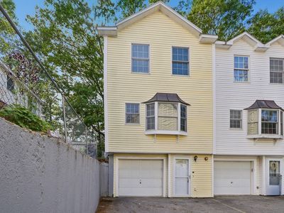 115 Beacon Ave APT A, Lawrence, MA, 01843