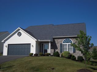 106 Day Lily Dr, Sinking Spring, PA 19608