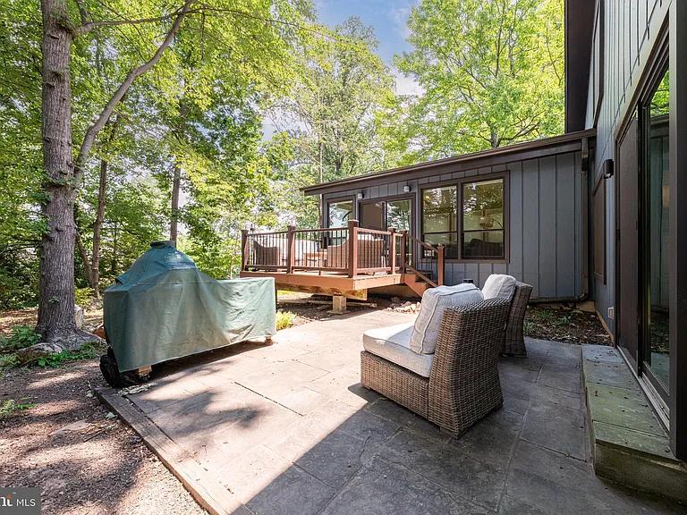 6706 Pine Creek Ct — Photo 34