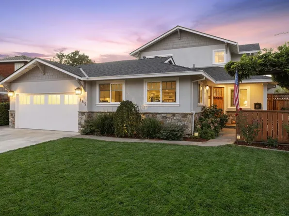 145 Hollycrest Dr, Los Gatos, CA 95032