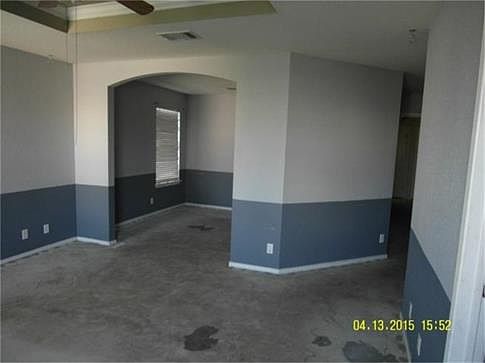 4th image of 403 S Pauley Dr