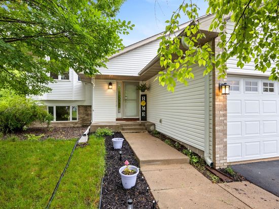 138 Pheasant Ridge Dr, Montrose, MN 55363
