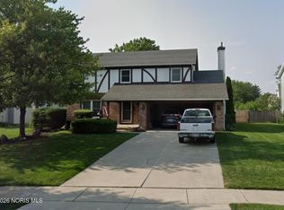 1341 Sutton Pl, Perrysburg, OH 43551