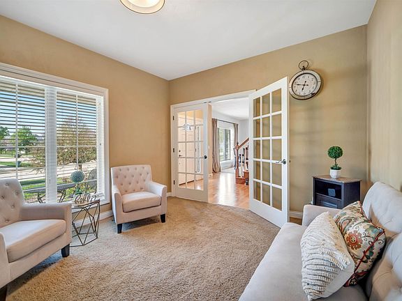 5th image of 5016 N Turnberry Dr