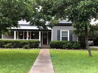 535 N High St, Uvalde, TX 78801