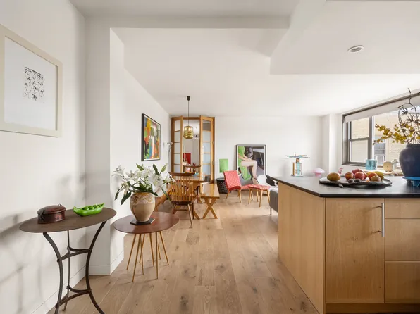 2 Horatio Street image 1 of 15