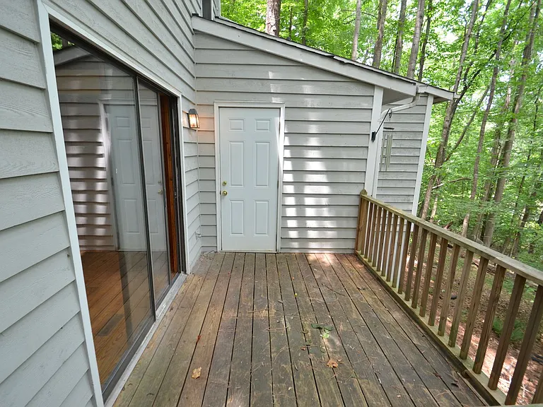 96 Woodside Trl — Photo 18
